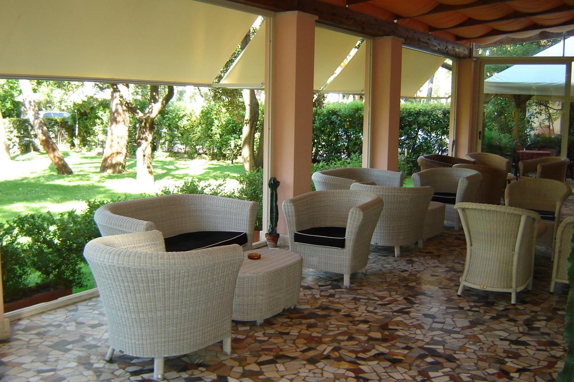 Hotel Mediterraneo Marina di Pietrasanta Bagian luar foto